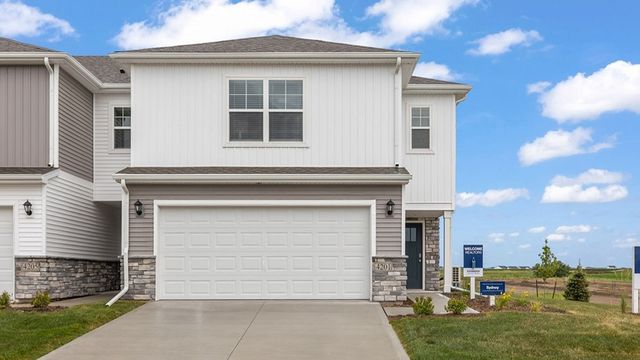 1043 Daisy Lane, Waukee, IA 50263