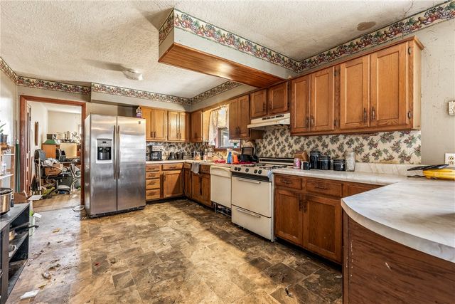 4006 NE Hudson Road, Rogers, AR 72756