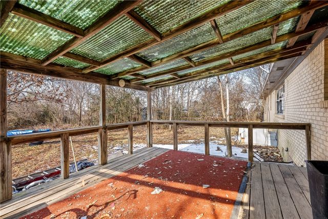 4006 NE Hudson Road, Rogers, AR 72756