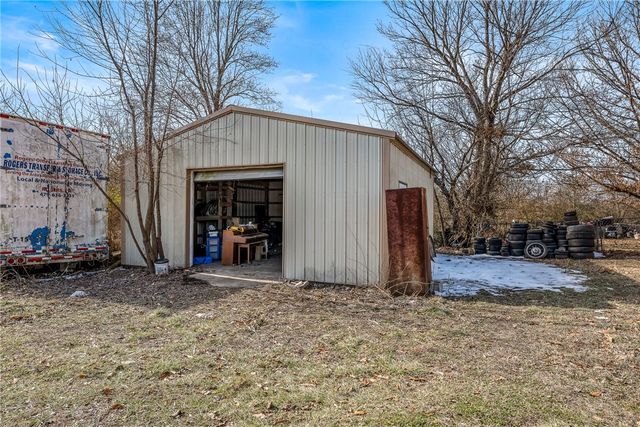4006 NE Hudson Road, Rogers, AR 72756