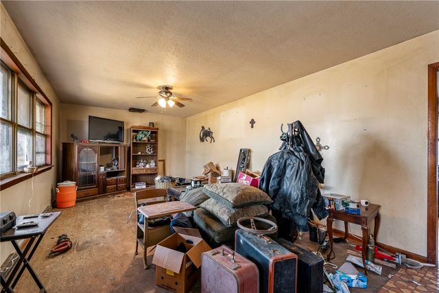 4006 NE Hudson Road, Rogers, AR 72756