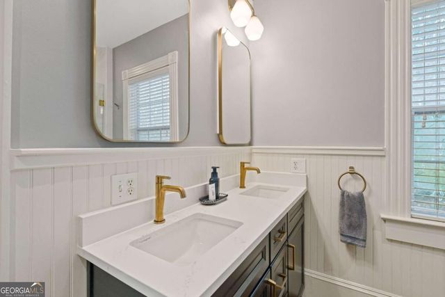 369 Loomis Avenue SE, Atlanta, GA 30312