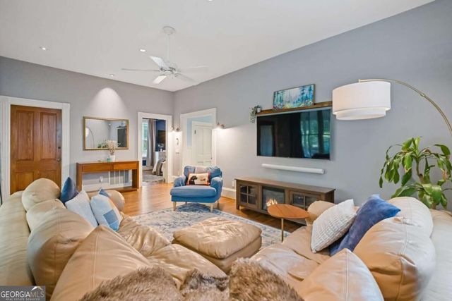 369 Loomis Avenue SE, Atlanta, GA 30312