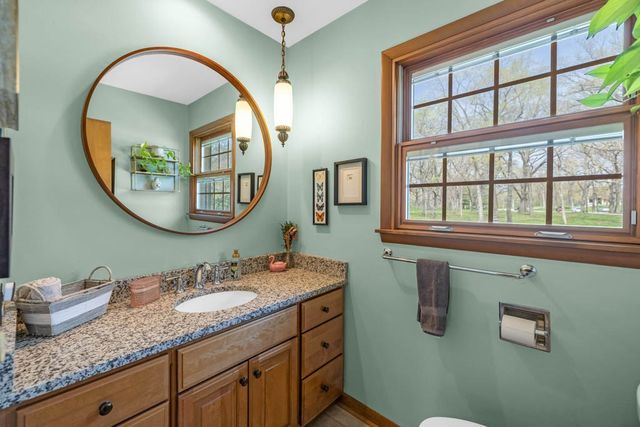 324 E 20th Street, Ames, IA 50010