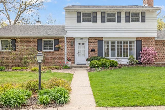 324 E 20th Street, Ames, IA 50010