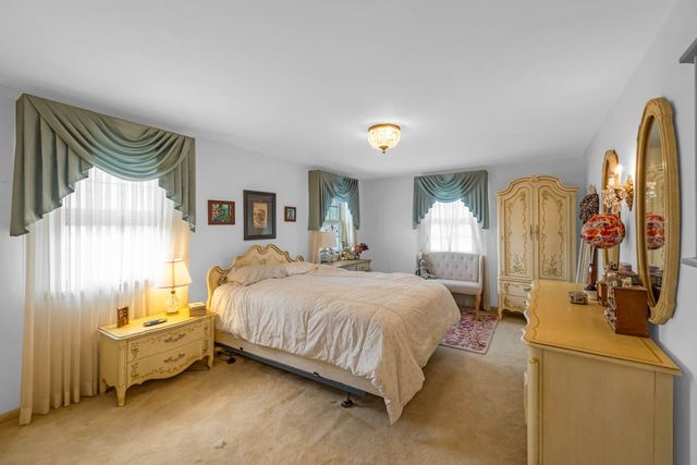 324 E 20th Street, Ames, IA 50010