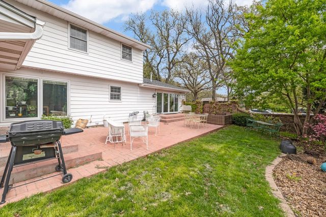 324 E 20th Street, Ames, IA 50010