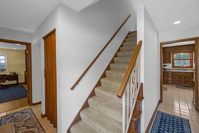 324 E 20th Street, Ames, IA 50010