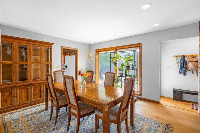 324 E 20th Street, Ames, IA 50010