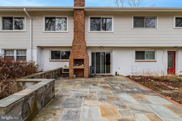 6009 JENNINGS LN, Springfield, VA 22150