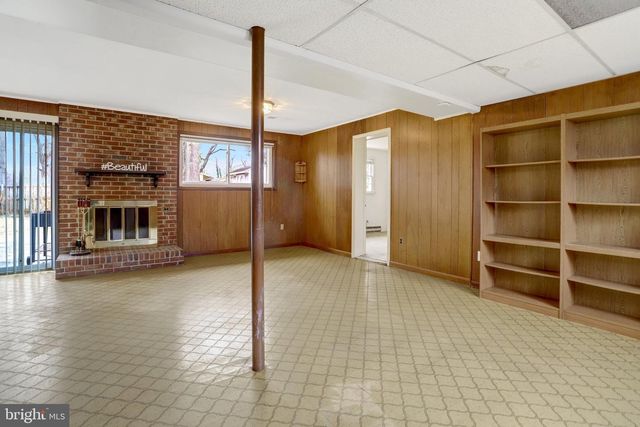 6009 JENNINGS LN, Springfield, VA 22150