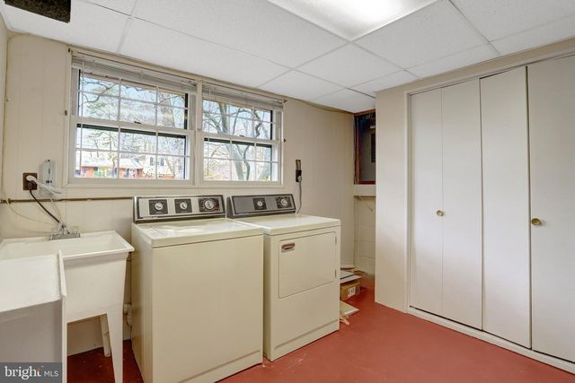 6009 JENNINGS LN, Springfield, VA 22150