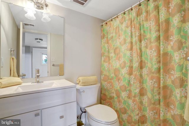 6009 JENNINGS LN, Springfield, VA 22150