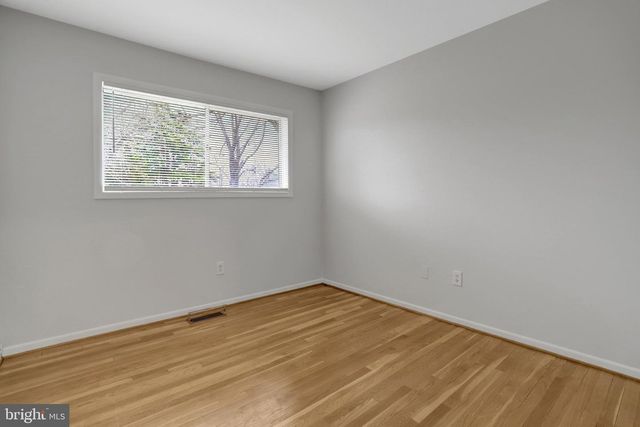 6009 JENNINGS LN, Springfield, VA 22150