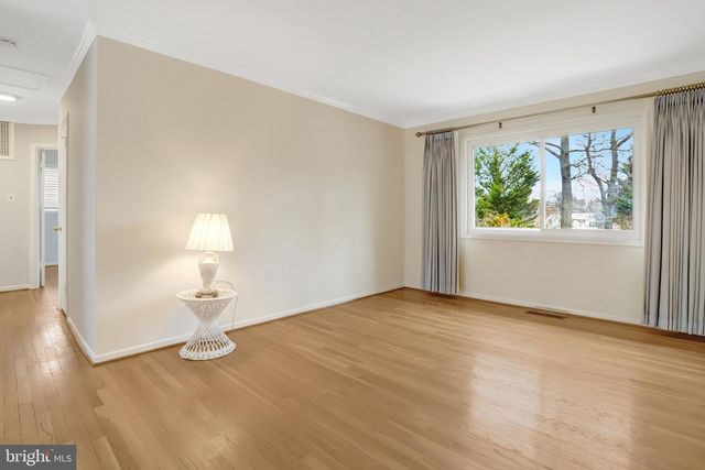 6009 JENNINGS LN, Springfield, VA 22150