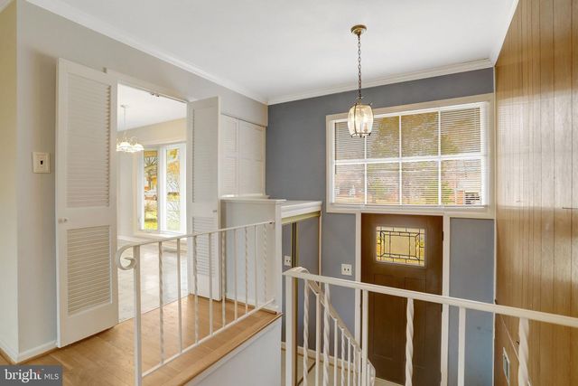 6009 JENNINGS LN, Springfield, VA 22150