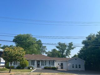 7836 W 103 Street, Palos Hills, IL 60465