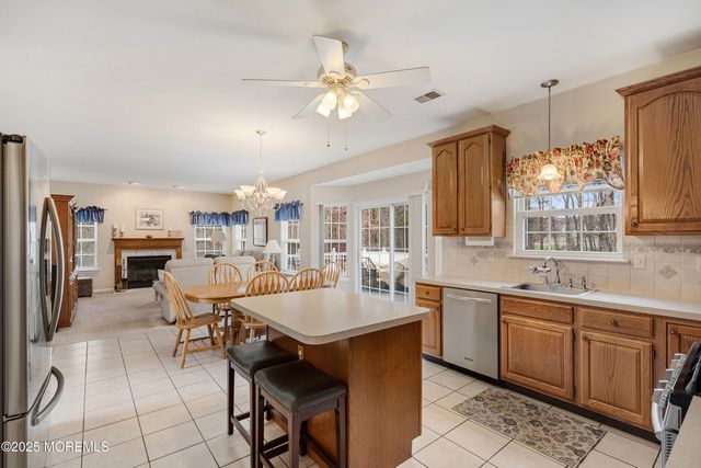 18 Serendipity Drive, Jackson, NJ 08527