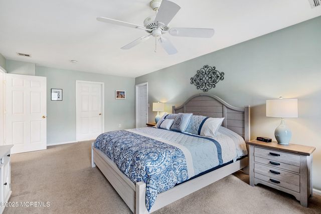 18 Serendipity Drive, Jackson, NJ 08527