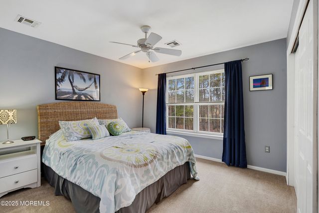 18 Serendipity Drive, Jackson, NJ 08527