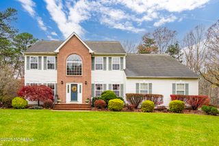 18 Serendipity Drive, Jackson, NJ 08527