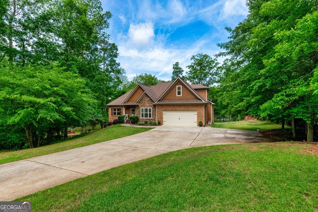137 Martins Pond Road, Newnan, GA 30263