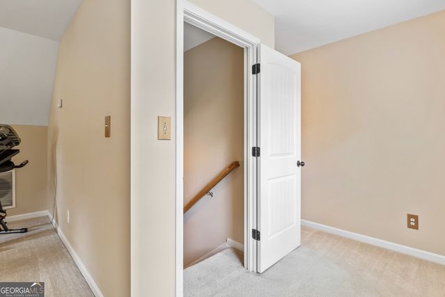 137 Martins Pond Road, Newnan, GA 30263