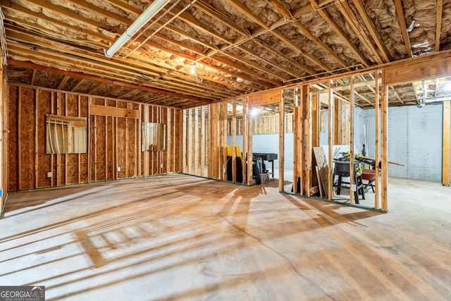 137 Martins Pond Road, Newnan, GA 30263