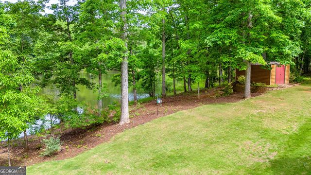 137 Martins Pond Road, Newnan, GA 30263