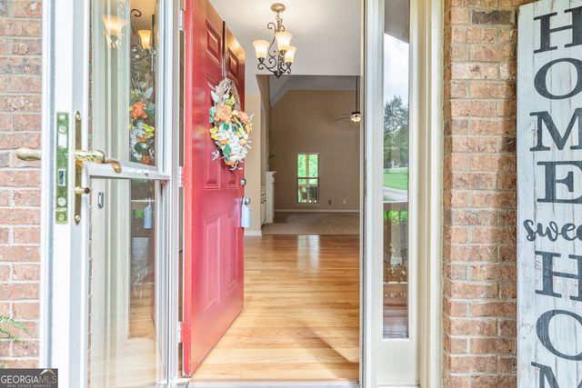 137 Martins Pond Road, Newnan, GA 30263