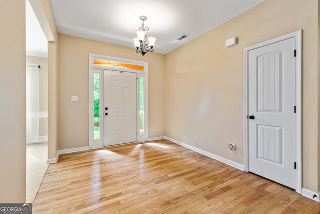 137 Martins Pond Road, Newnan, GA 30263