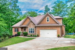 137 Martins Pond Road, Newnan, GA 30263