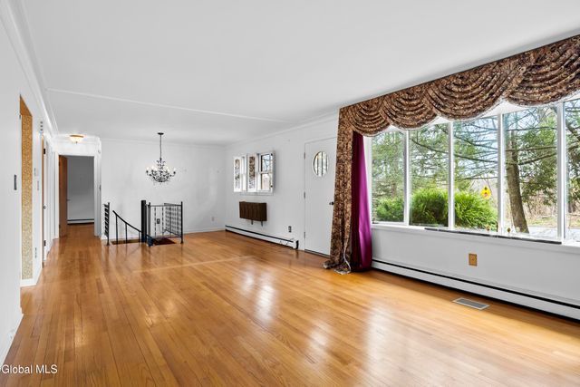 1611 Maple Hill Road, Schodack, NY 12033