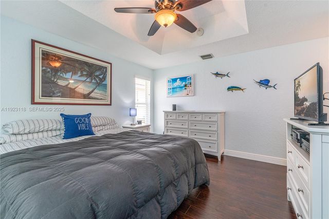 13946 S Cypress Cove Cir, Davie, FL 33325