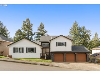 13261 Sw ESSEX Dr, Portland, OR 97223