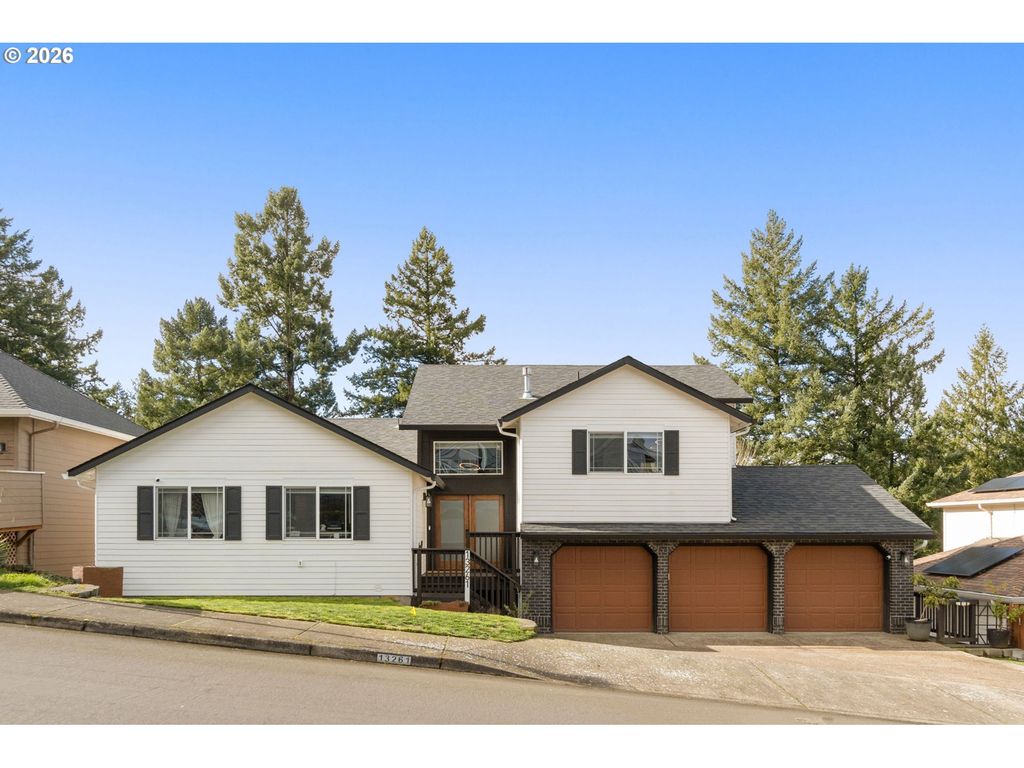 13261 Sw ESSEX Dr, Portland, OR 97223