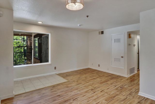 1971 Bonifacio St 3, Concord, CA 94520