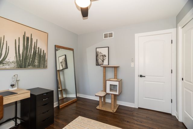 3240 Pitcher Drive, Darien, IL 60561