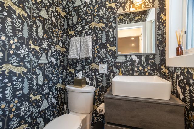 3240 Pitcher Drive, Darien, IL 60561