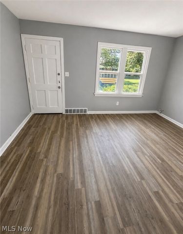 4197 E 160th Street, Cleveland, OH 44128