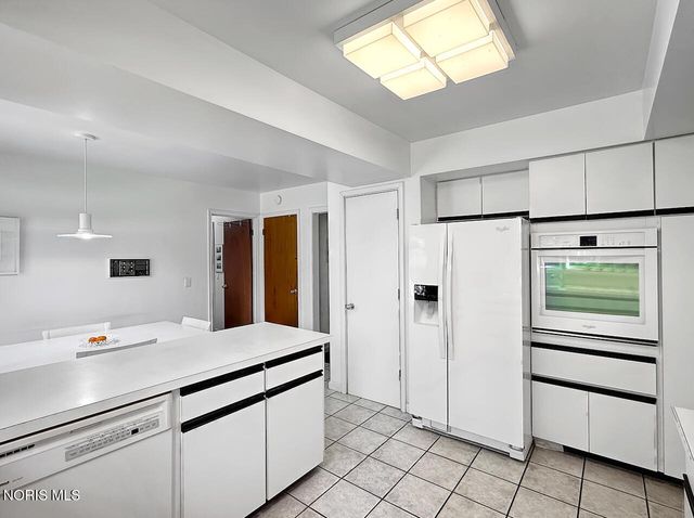 6809 Gaines Mill Drive, Sylvania, OH 43560