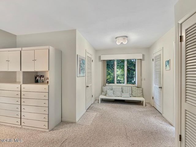 6809 Gaines Mill Drive, Sylvania, OH 43560