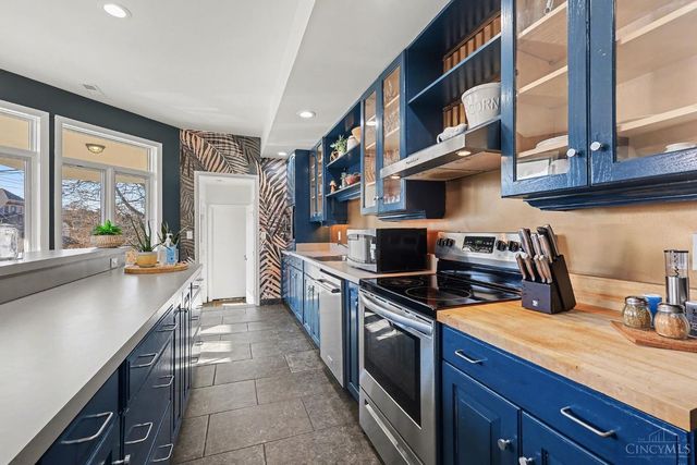 396 Probasco Street, Cincinnati, OH 45220