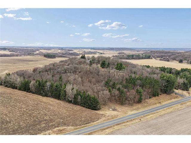 N7453 County Road Qq, Prescott, WI 54021