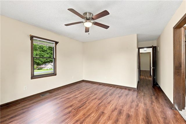 208 SE Woodland Circle, Calhoun, GA 30701