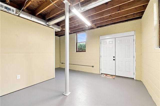 208 SE Woodland Circle, Calhoun, GA 30701
