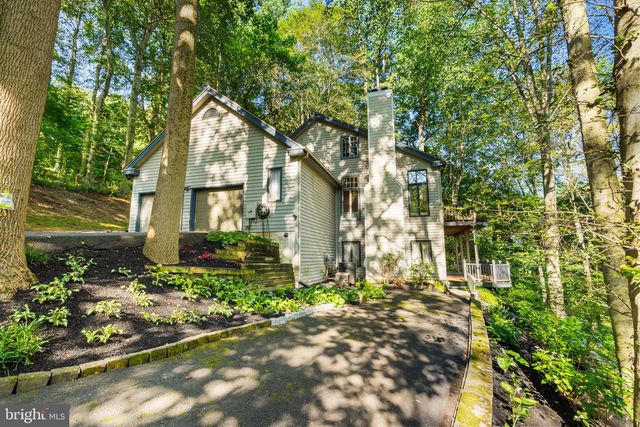 2 BRIARWOOD CT, Landenberg, PA 19350