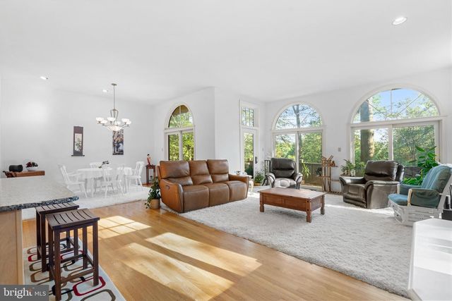 2 BRIARWOOD CT, Landenberg, PA 19350