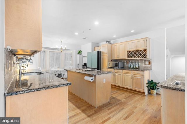 2 BRIARWOOD CT, Landenberg, PA 19350