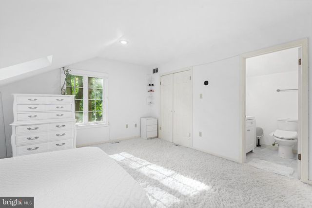 2 BRIARWOOD CT, Landenberg, PA 19350